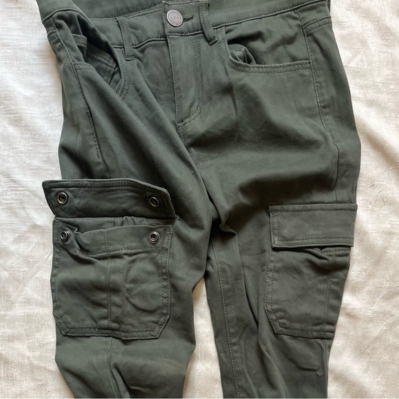 LOFT Dark Green Utility Pants - Picture 4 of 8